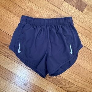 Nike Dri Fit short, size xs, purple
